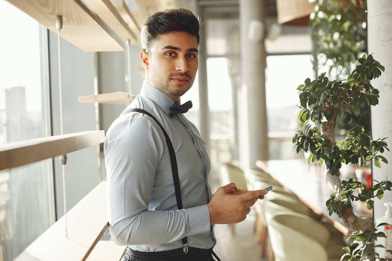 Titelbild: Über Messengerdienste flirten – Wie geht das?